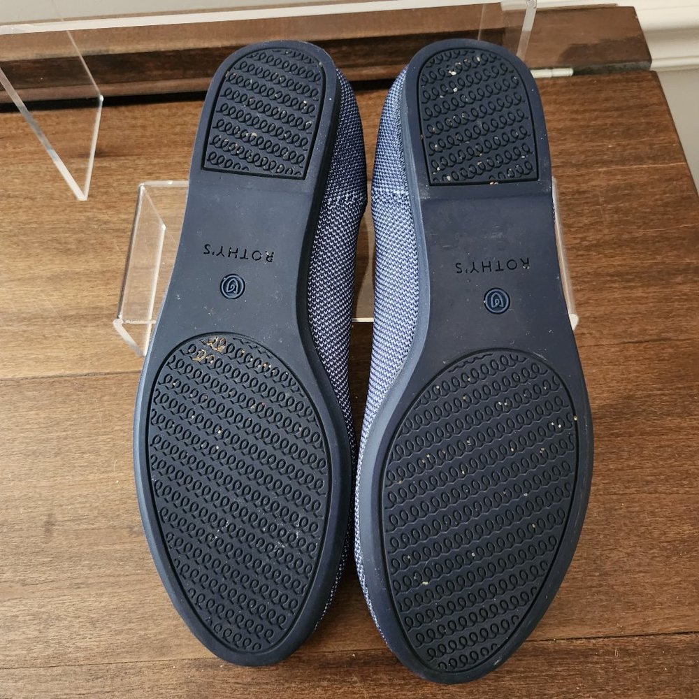 Rothy's round toe Flat in blue  Size 8 - Picture 4 of 5